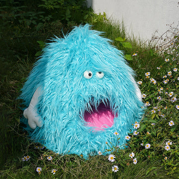 Zeze | Blue Monster Plush Cat House